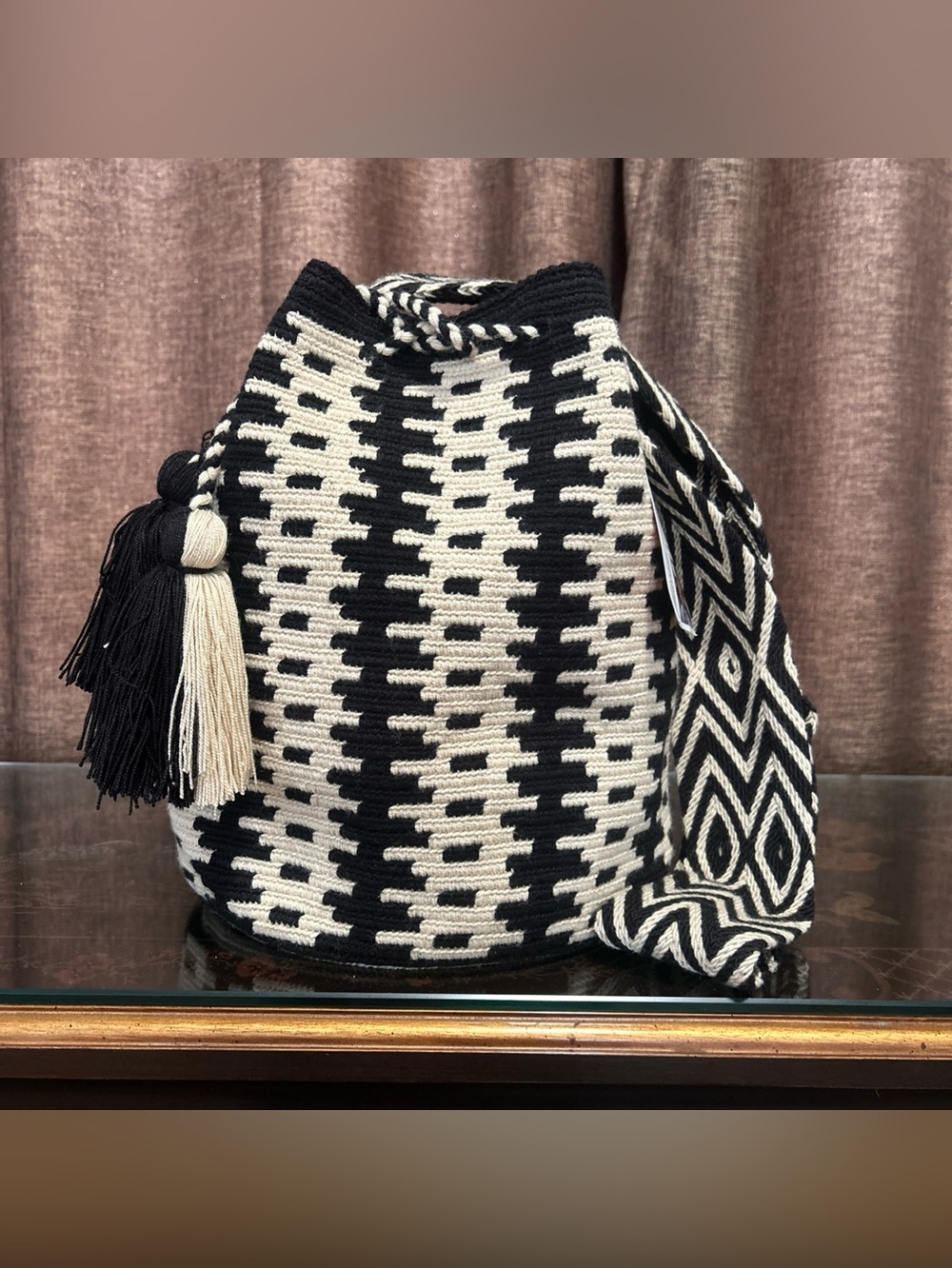 Beige and black Wayuu chilabag bucket bag Large